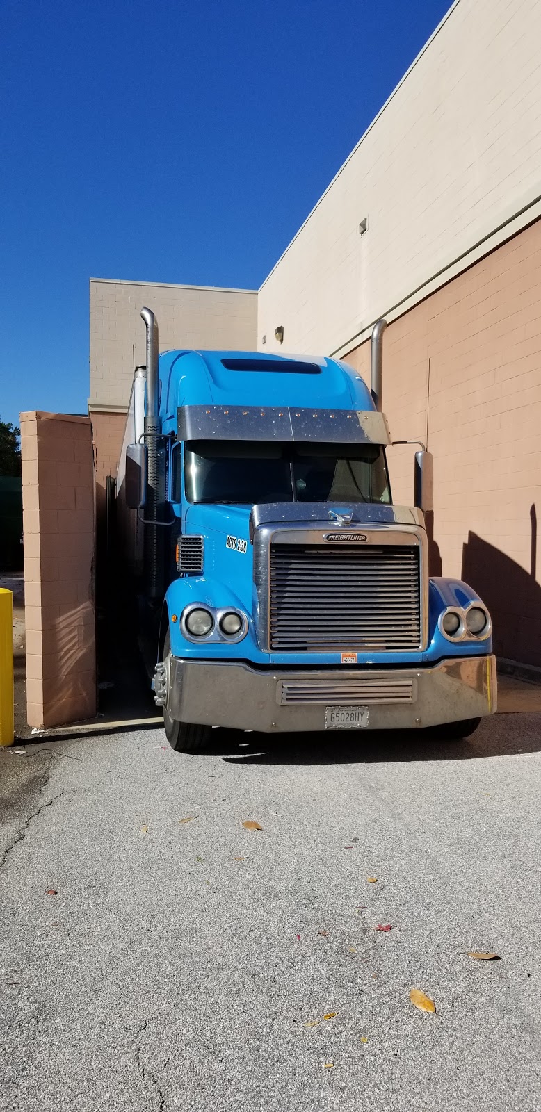 Blue Beacon Truck Wash of Ft Wayne, IN | 3230 W Coliseum Blvd I-69 Exit 309A, Fort Wayne, IN 46808, USA | Phone: (260) 471-3049
