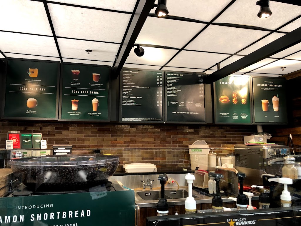 Starbucks | 43893 Schoenherr Rd, Sterling Heights, MI 48313, USA | Phone: (586) 685-1350