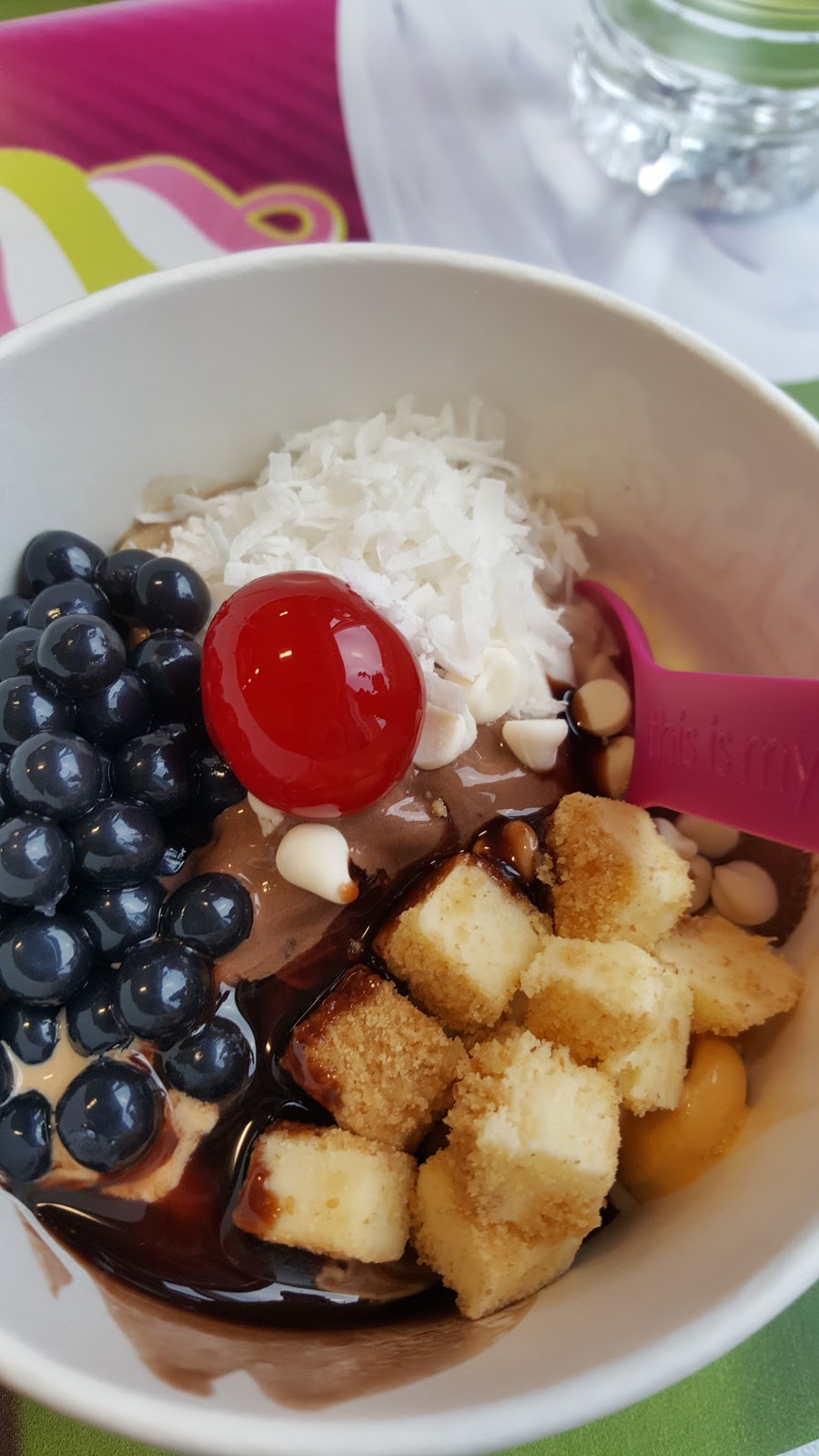 Menchies Frozen Yogurt | 47 Livingston Avenue, Dobbs Ferry, NY 10522, USA | Phone: (914) 693-1236