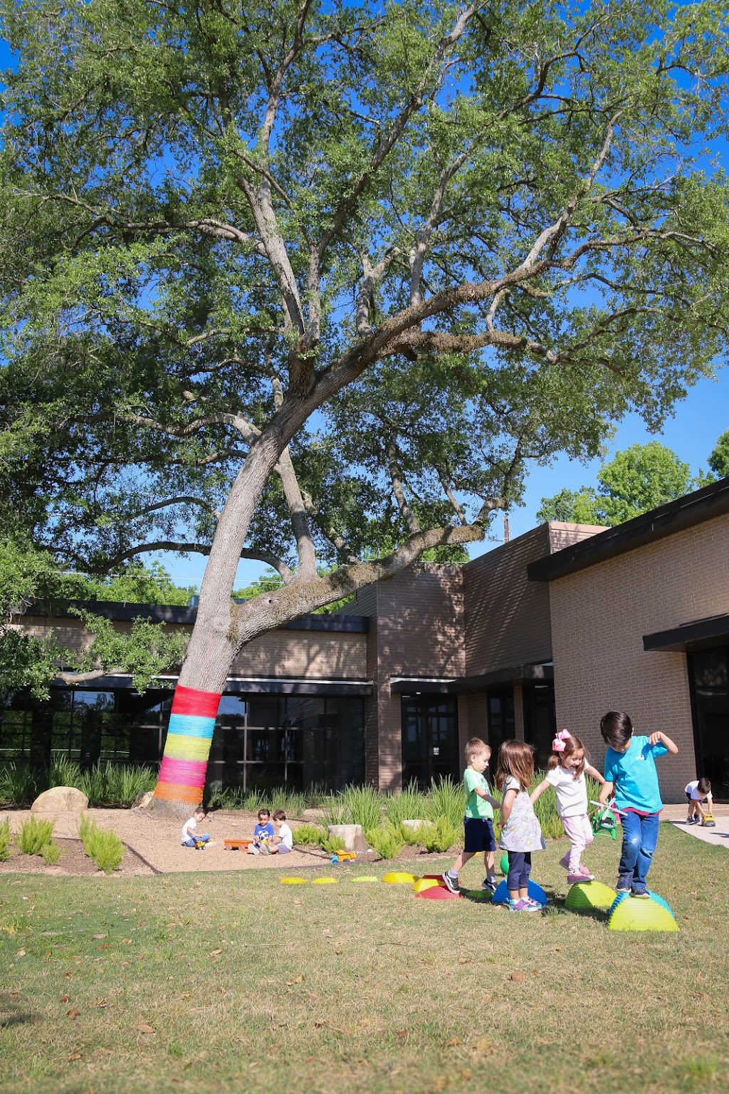 Magic Oak Preschool | 24527 Gosling Rd Ste G, Spring, TX 77389, USA | Phone: (281) 826-3636