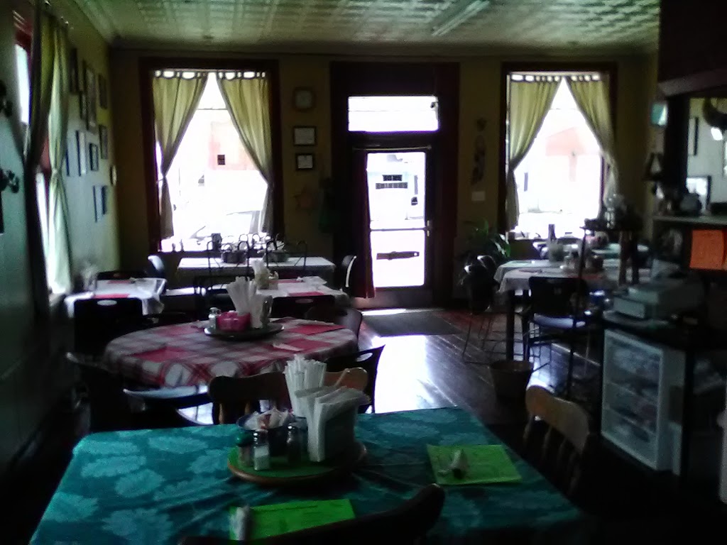 Tingles Restaurant | 513 Main St, Ghent, KY 41045, USA | Phone: (502) 466-4006