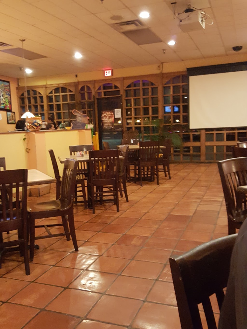 Los Sapitos | 2100 E Abram St #114, Arlington, TX 76010, USA | Phone: (817) 226-4443