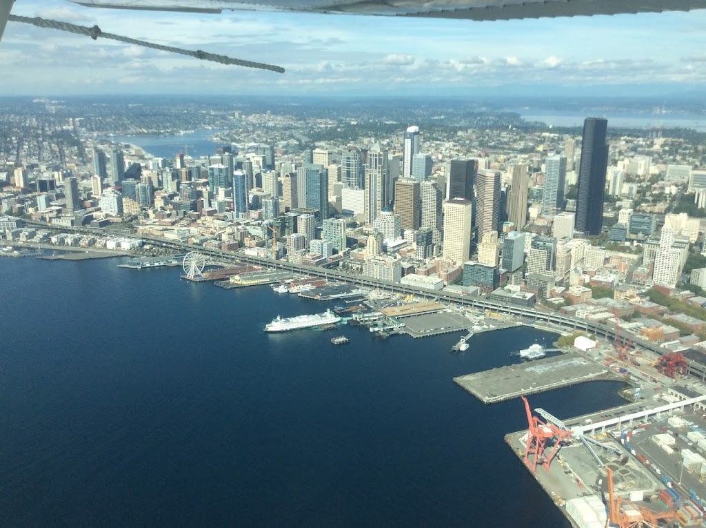 Seaplane Scenics Land Division | 8555 Perimeter Rd S, Seattle, WA 98108, USA | Phone: (206) 499-2135