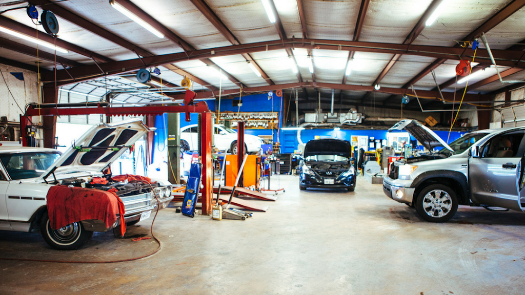 Transmissions by Russell | 1504 S Beckley Rd, Lancaster, TX 75146, USA | Phone: (214) 793-0527