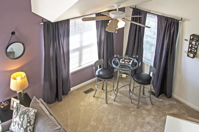 Bristol Club Apartments | 5700 Walnut Ave, Downers Grove, IL 60516, USA | Phone: (630) 969-1010