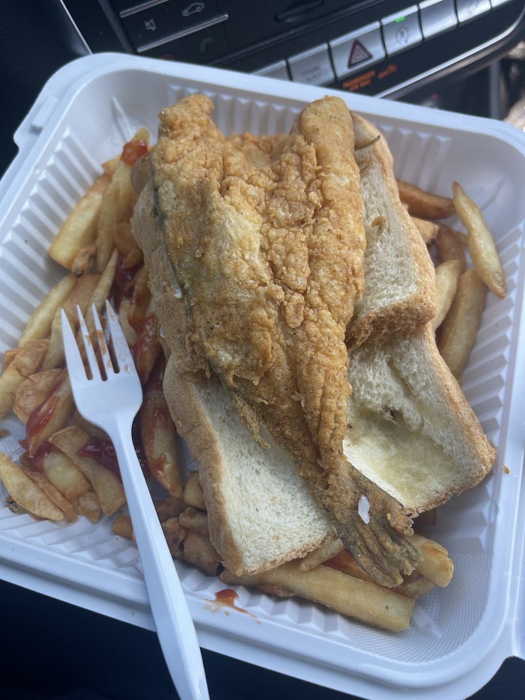 JCs Chicken & Trout | 2321 Rolling Rd., Windsor Mill, MD 21244, USA | Phone: (410) 277-4567