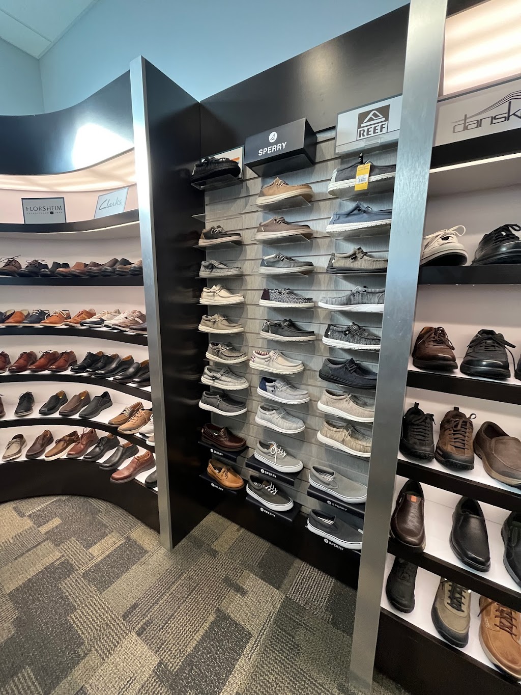 Schuler Shoes: Maple Grove | 11400 Elm Creek Blvd N, Maple Grove, MN 55369, USA | Phone: (763) 494-4878