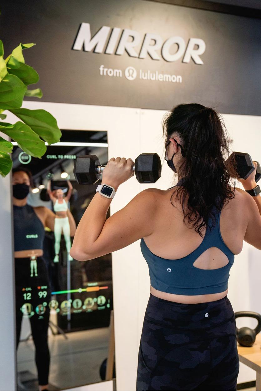 lululemon | 14006 Riverside Dr #35A, Sherman Oaks, CA 91423, USA | Phone: (818) 990-0287