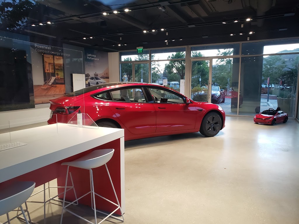 Tesla | 23401 Civic Center Way Building #2 Suite 2D, Malibu, CA 90265 | Phone: (310) 494-4018