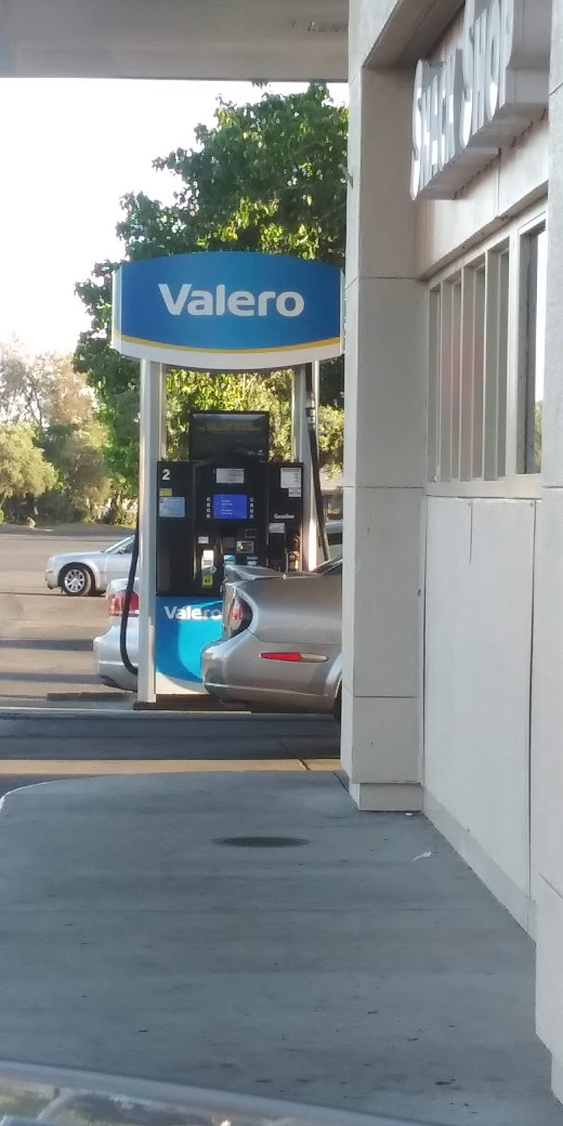 Fairfield Valero | 2595 N Texas St, Fairfield, CA 94533, USA | Phone: (210) 345-2000