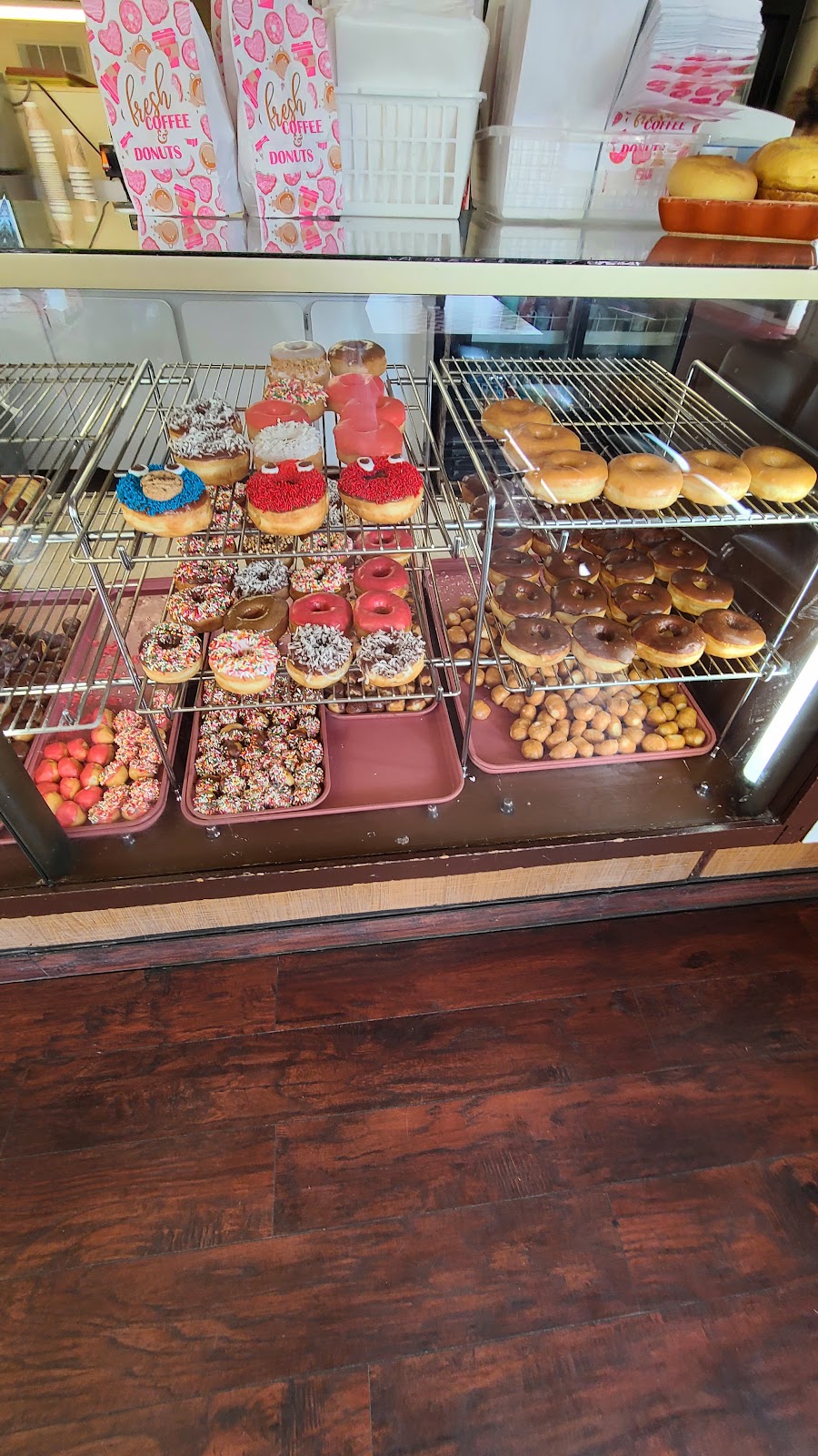 Dutch Maid Donuts | 1303 N Dallas Ave, Lancaster, TX 75134, USA | Phone: (972) 218-2280