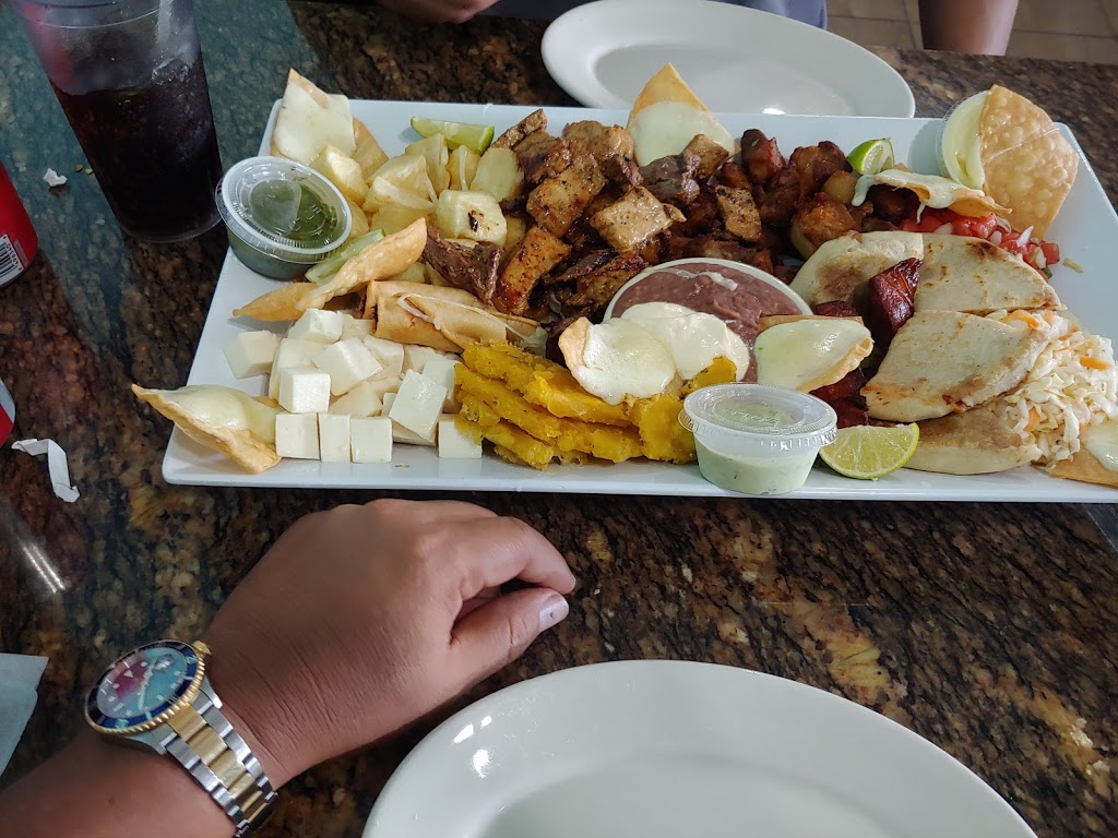 Rinconcito Salvadoreno Restaurant | 15924 SW 137th Ave, Miami, FL 33177, USA | Phone: (786) 573-0343