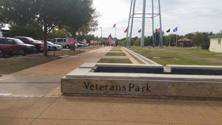 Veterans Park | 3900 Main St, Rowlett, TX 75088 | Phone: (972) 412-6145