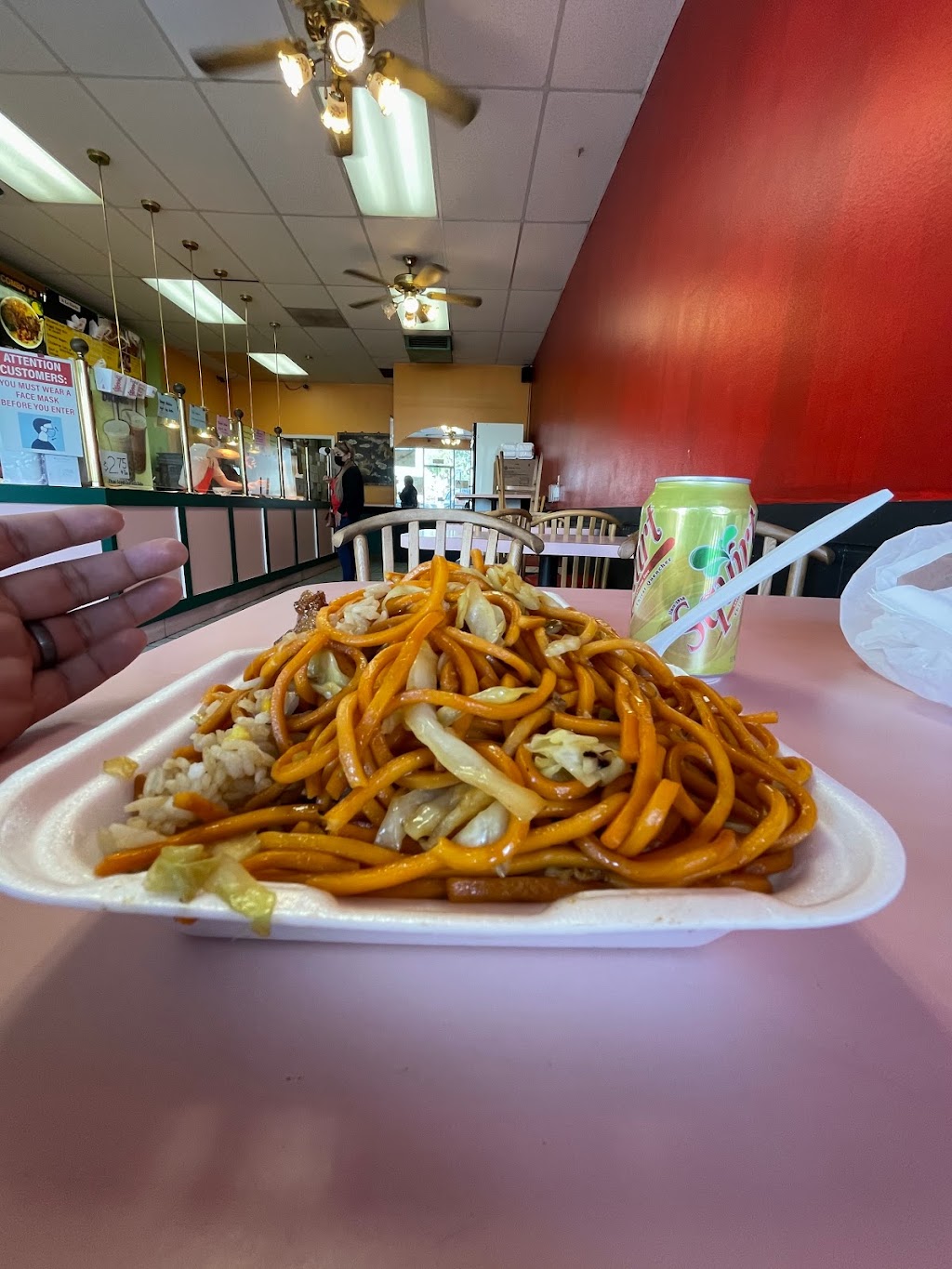 China Express | 14365 Clark Ave, Bellflower, CA 90706, USA | Phone: (562) 925-2525