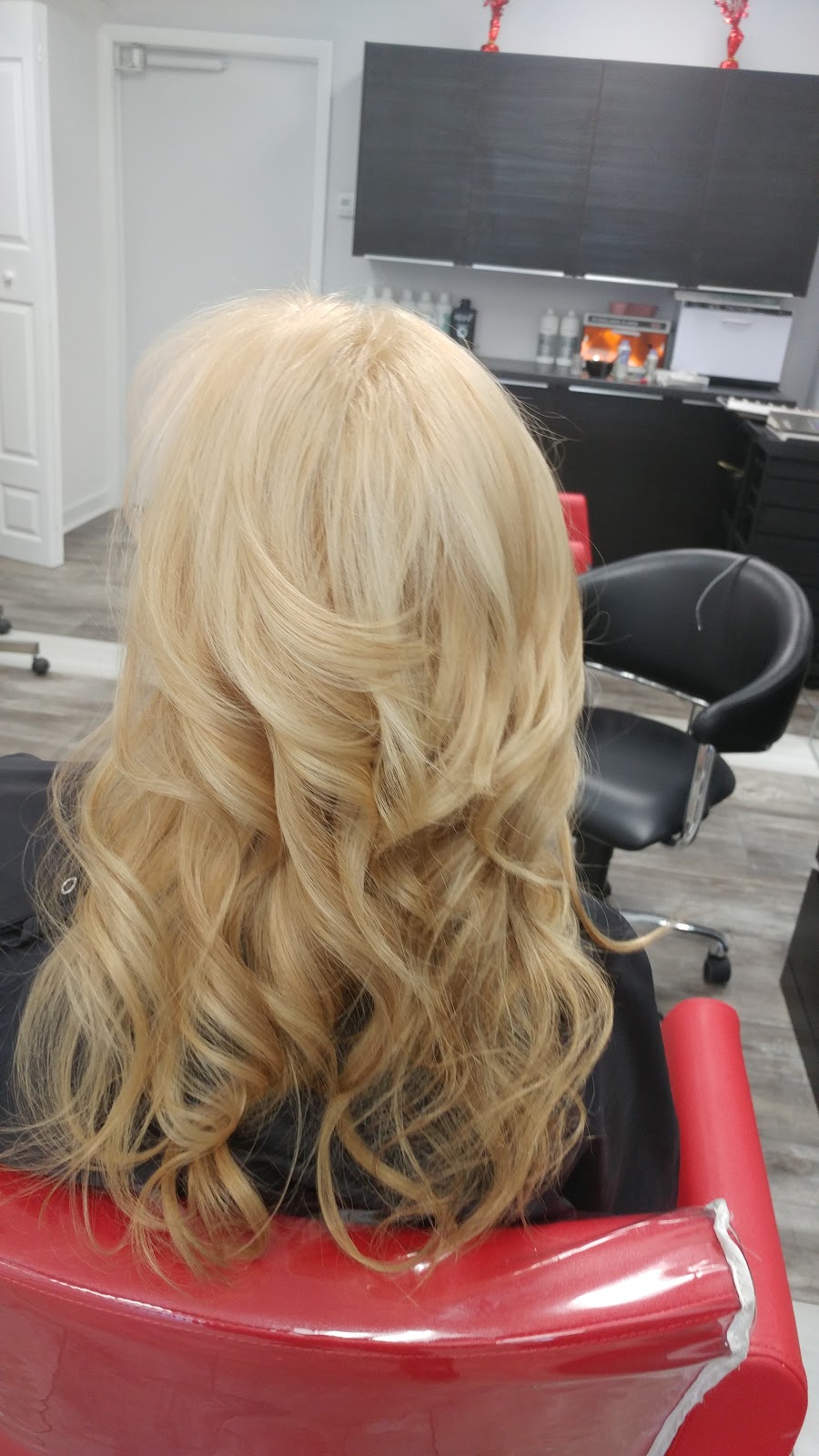 Helens Hair Design & Blonding Bar | 2625 FL-590 APT 1932, Clearwater, FL 33759 | Phone: (727) 288-6041