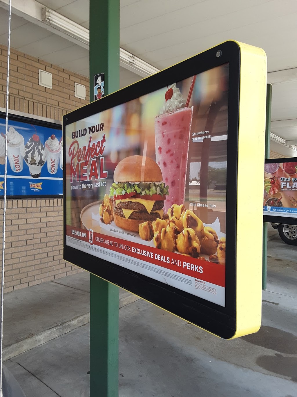 Sonic Drive-In | 210 Haskell Blvd, Haskell, OK 74436, USA | Phone: (918) 482-1120