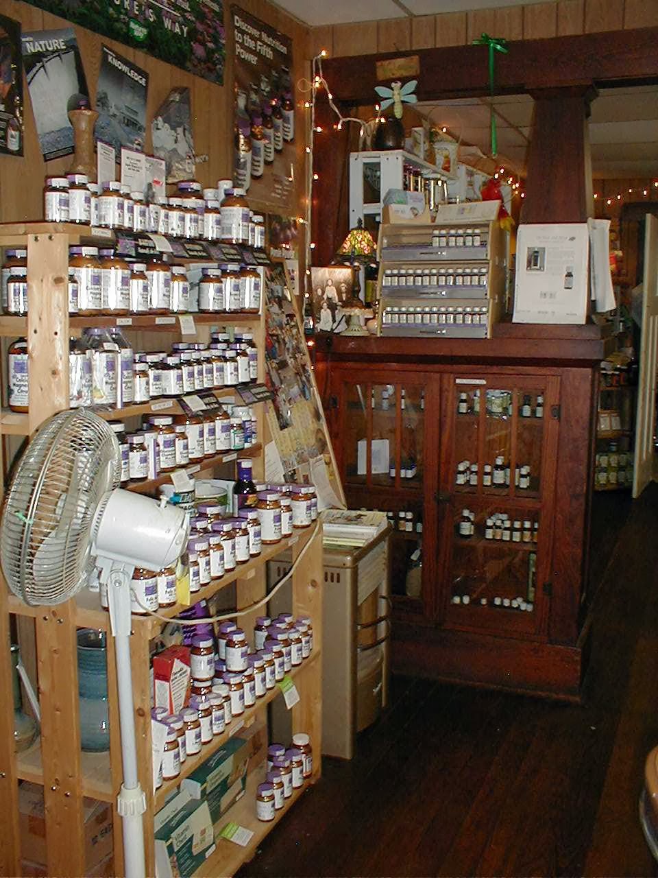 Country Gardens Health Foods | 21617 E 19th Ave, Yale, OK 74085, USA | Phone: (918) 387-3131