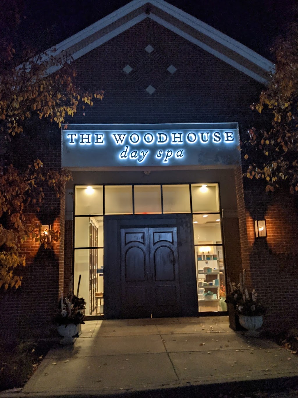 The Woodhouse Day Spa - Northern Kentucky | 2808 Turkeyfoot Rd, Crestview Hills, KY 41017, USA | Phone: (859) 739-7775