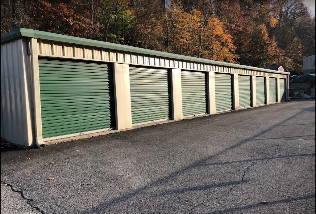 Bolt Storage Self Storage - Pittsburgh | 1261 Streets Run Rd, Pittsburgh, PA 15236, USA | Phone: (412) 889-8137