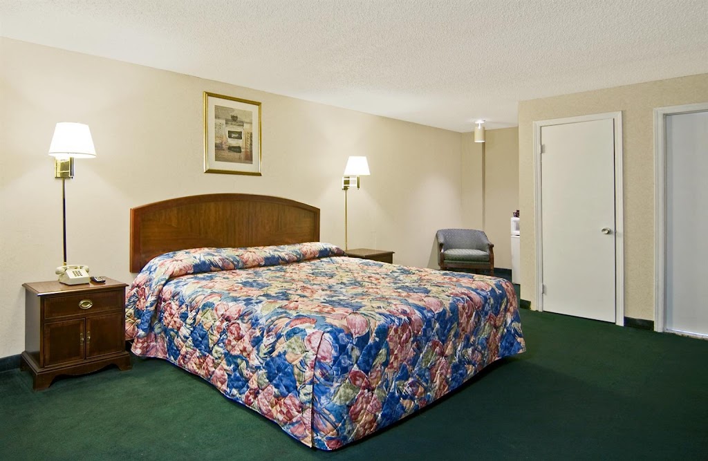 Americas Best Value Inn Neptune | 111 New York Rd, Neptune City, NJ 07753, USA | Phone: (732) 988-8750