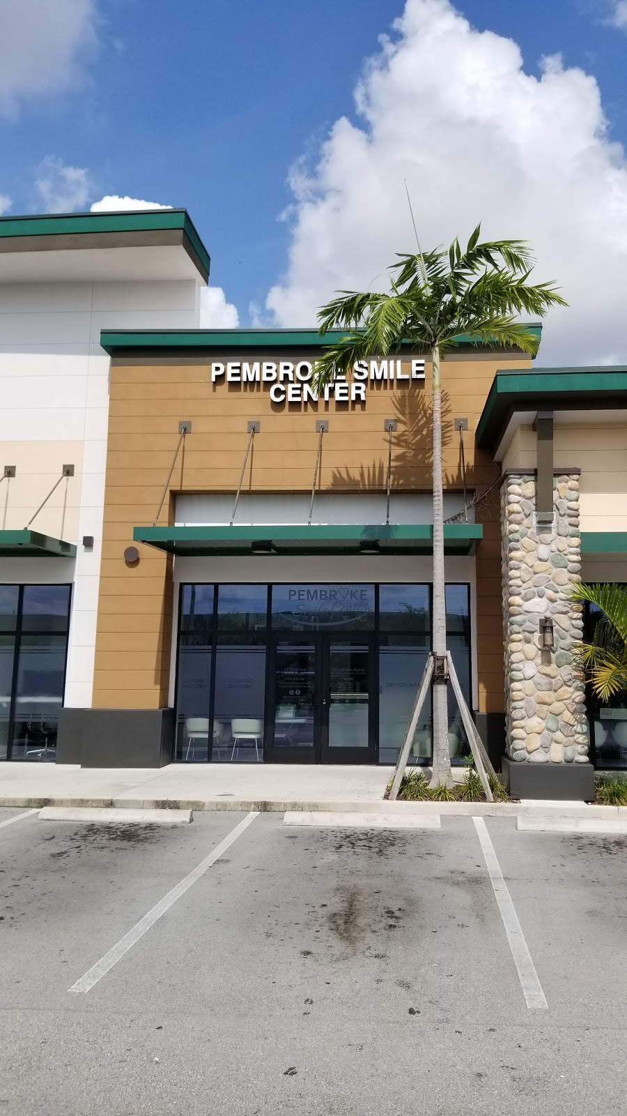 Pembroke Smile Center | 306 SW 145th Ave Suite 114, Pembroke Pines, FL 33027, USA | Phone: (954) 769-0611