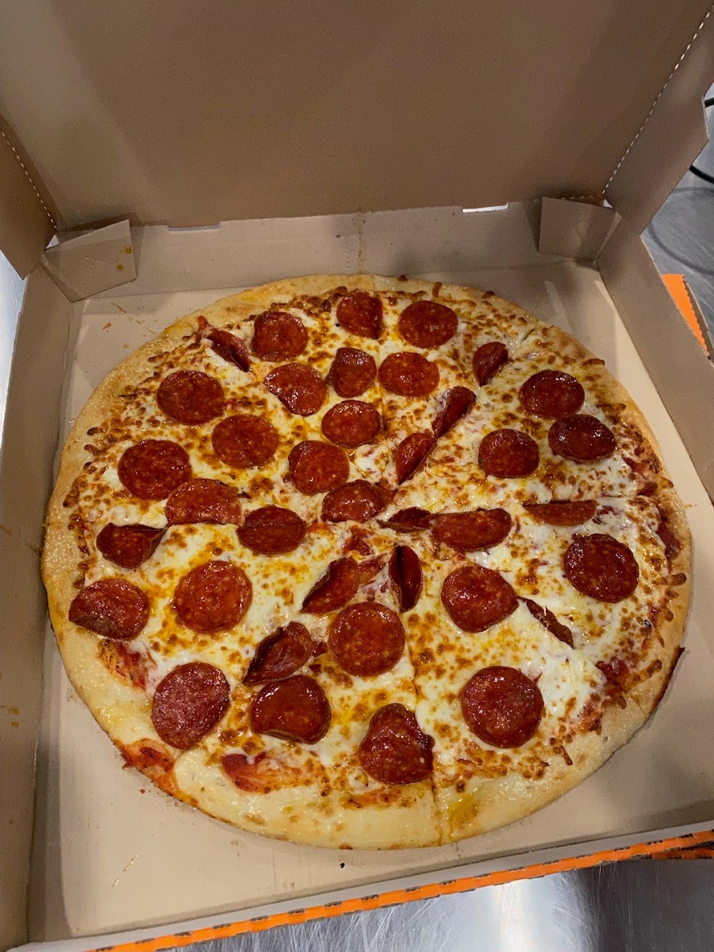 Little Caesars Pizza | 120 Kersey St, Davenport, FL 33897, USA | Phone: (863) 877-3412