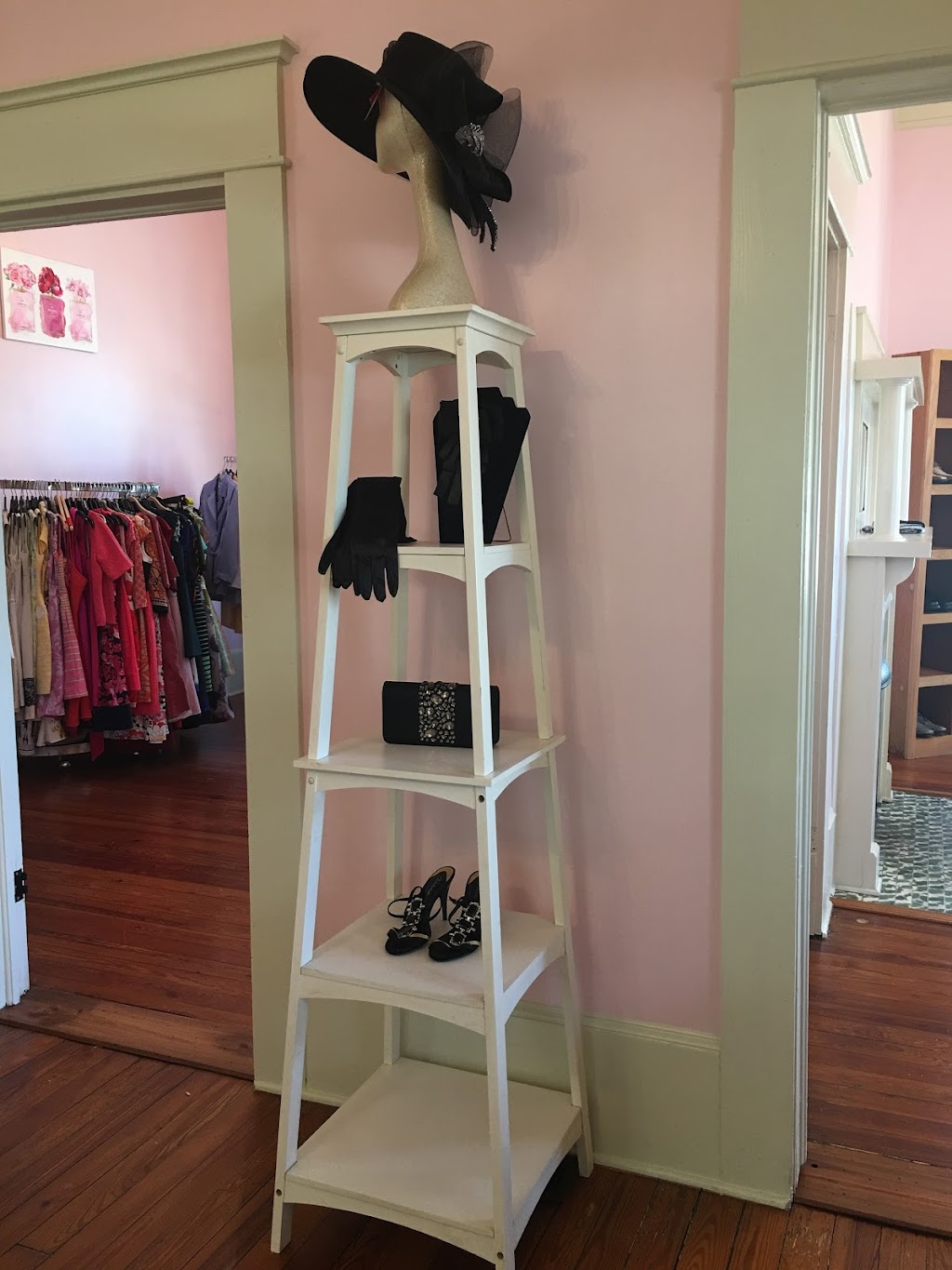 Sneek a Peek Boutique | 4385 Marietta St, Powder Springs, GA 30127, USA | Phone: (678) 594-3636