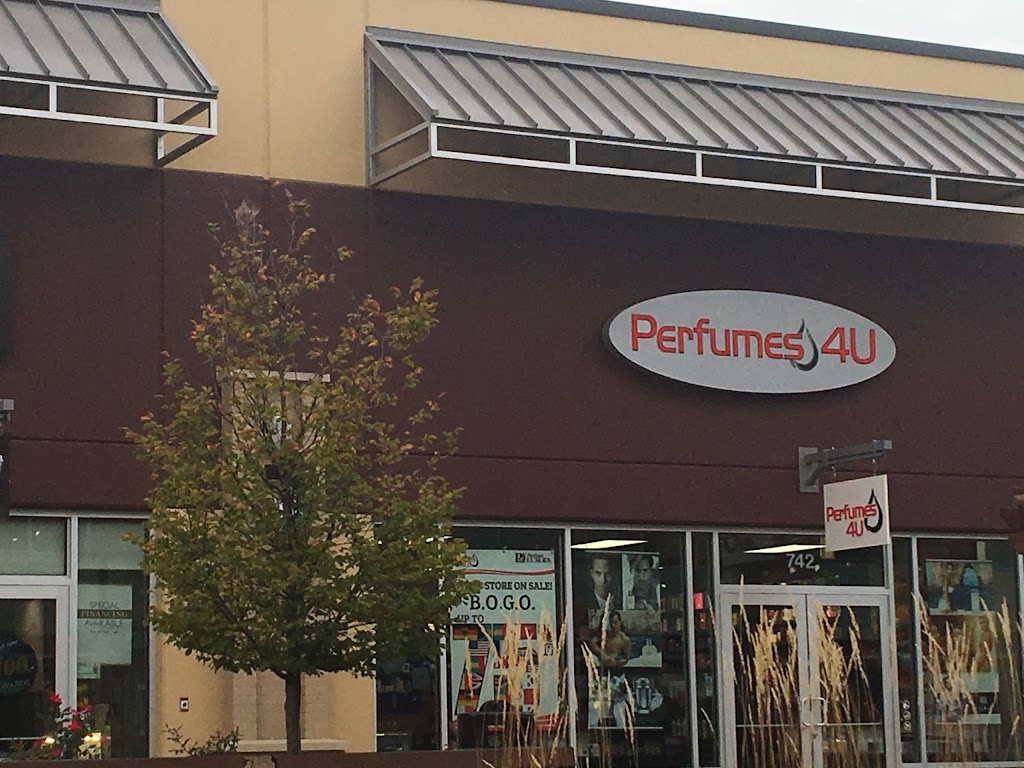 Perfumes 4U | 18527 Outlet Blvd Suite 742, Chesterfield, MO 63005 | Phone: (636) 778-9953