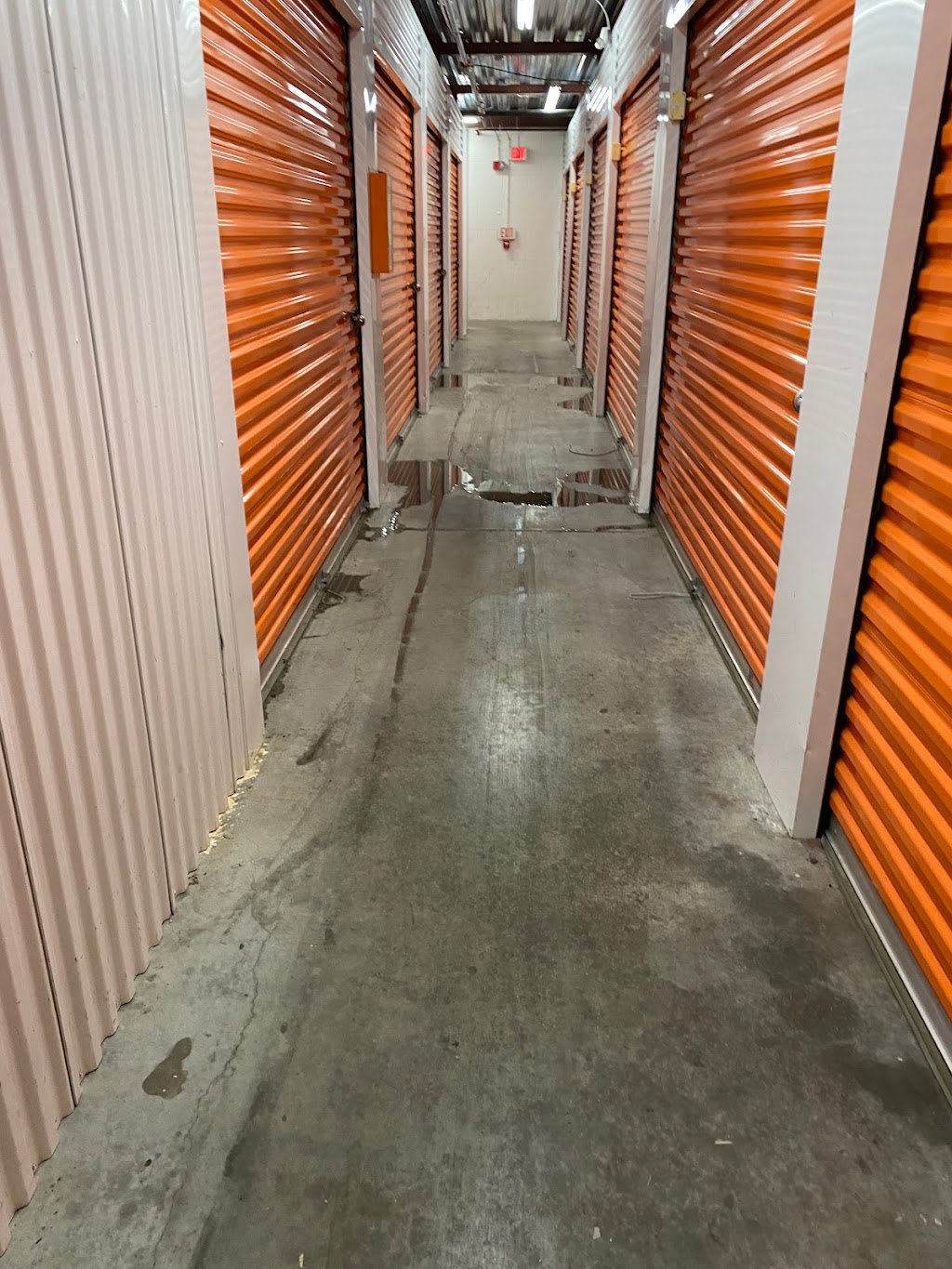 Public Storage | 24000 Telegraph Rd, Southfield, MI 48033, USA | Phone: (248) 469-0118