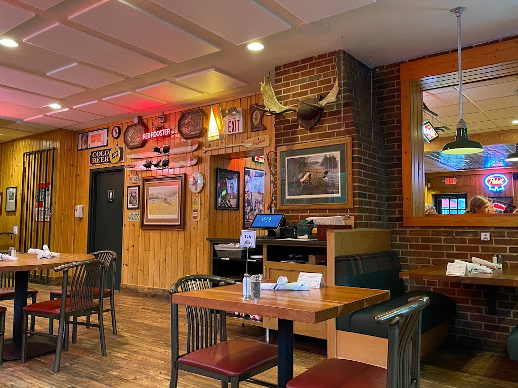 Red Rooster Bar & Lounge | 1832 Wayzata Blvd, Long Lake, MN 55356, USA | Phone: (952) 473-4089