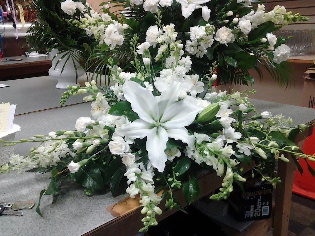 Our Expressions Florist | 19 12th St, Hammonton, NJ 08037, USA | Phone: (609) 567-9515