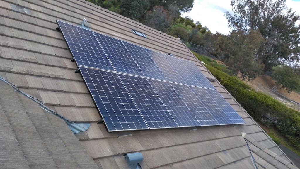 Dils Roofing & Solar | 2230 La Mirada Dr, Vista, CA 92081, USA | Phone: (760) 727-6000