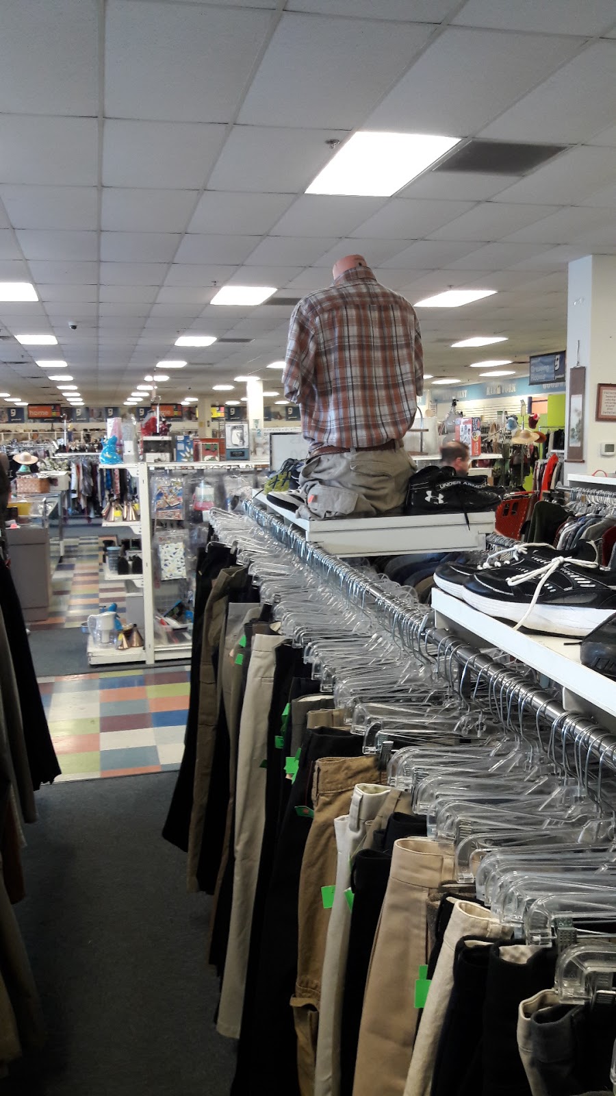 Goodwill Retail Store and Donation Center | 7351 Assateague Dr, Jessup, MD 20794, USA | Phone: (443) 755-1486