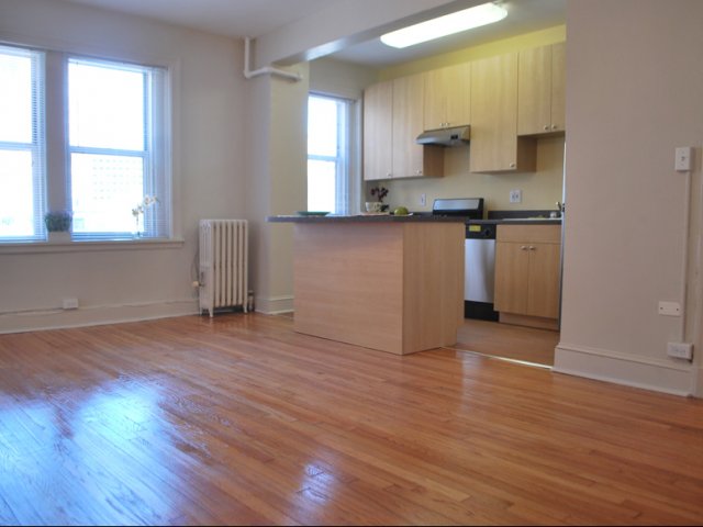 Jefferson House Apartments | 4 E 32nd St, Baltimore, MD 21218, USA | Phone: (410) 235-7800
