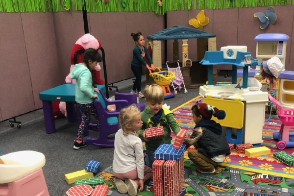 Kids Morning Out Christian Preschool | 1525 43rd Ave, Greeley, CO 80634, USA | Phone: (970) 353-5500