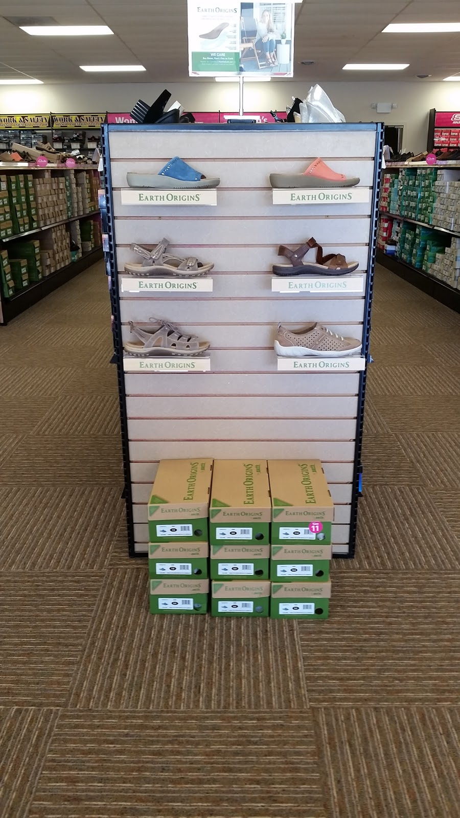 Shoe Sensation | 494A W Plaza Dr, Columbia City, IN 46725, USA | Phone: (260) 244-6232