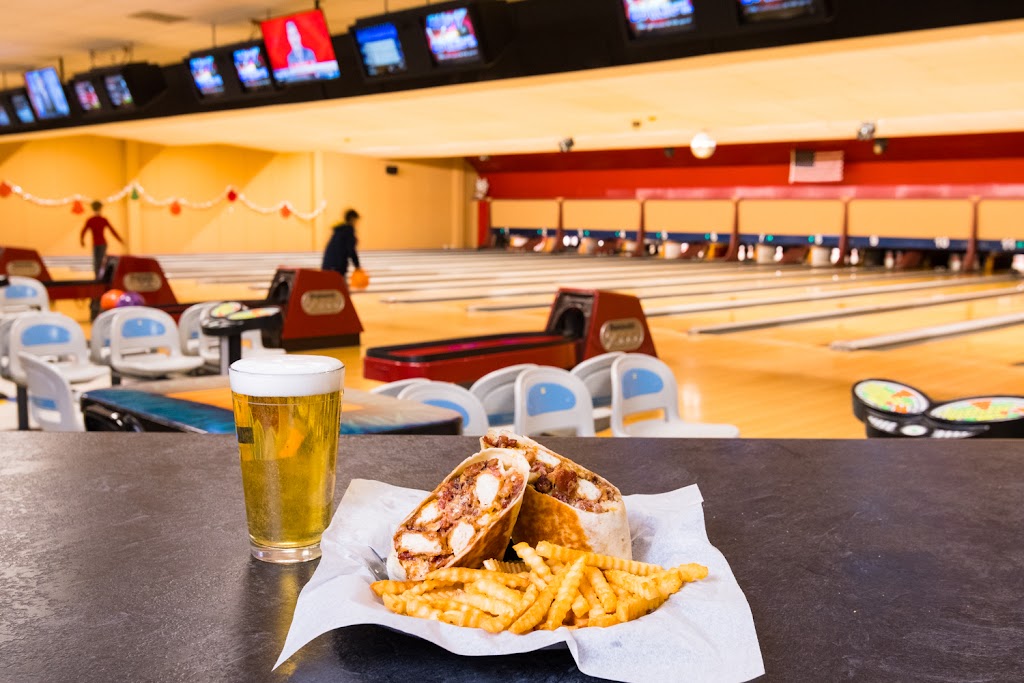 Thunderbird Lanes - bowling alley  | Photo 2 of 10 | Address: 1117 8th St, Baraboo, WI 53913, USA | Phone: (608) 356-9111