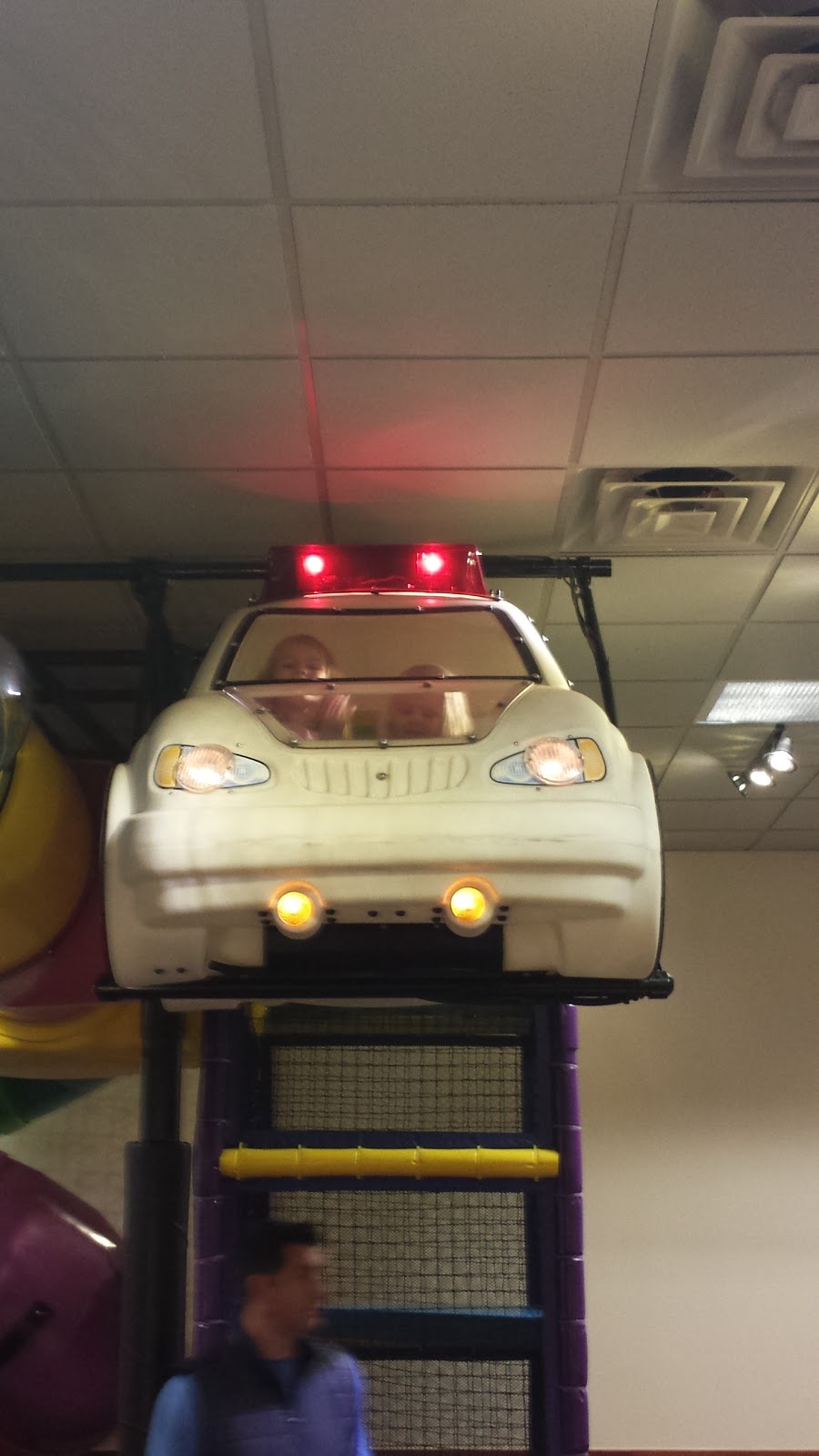 Chuck E. Cheese | 200 Roosevelt Rd, Villa Park, IL 60181, USA | Phone: (630) 833-6212 Chuck E. Cheese | 200 Roosevelt Rd, Villa Park, IL 60181, USA | Phone: (630) 833-6212