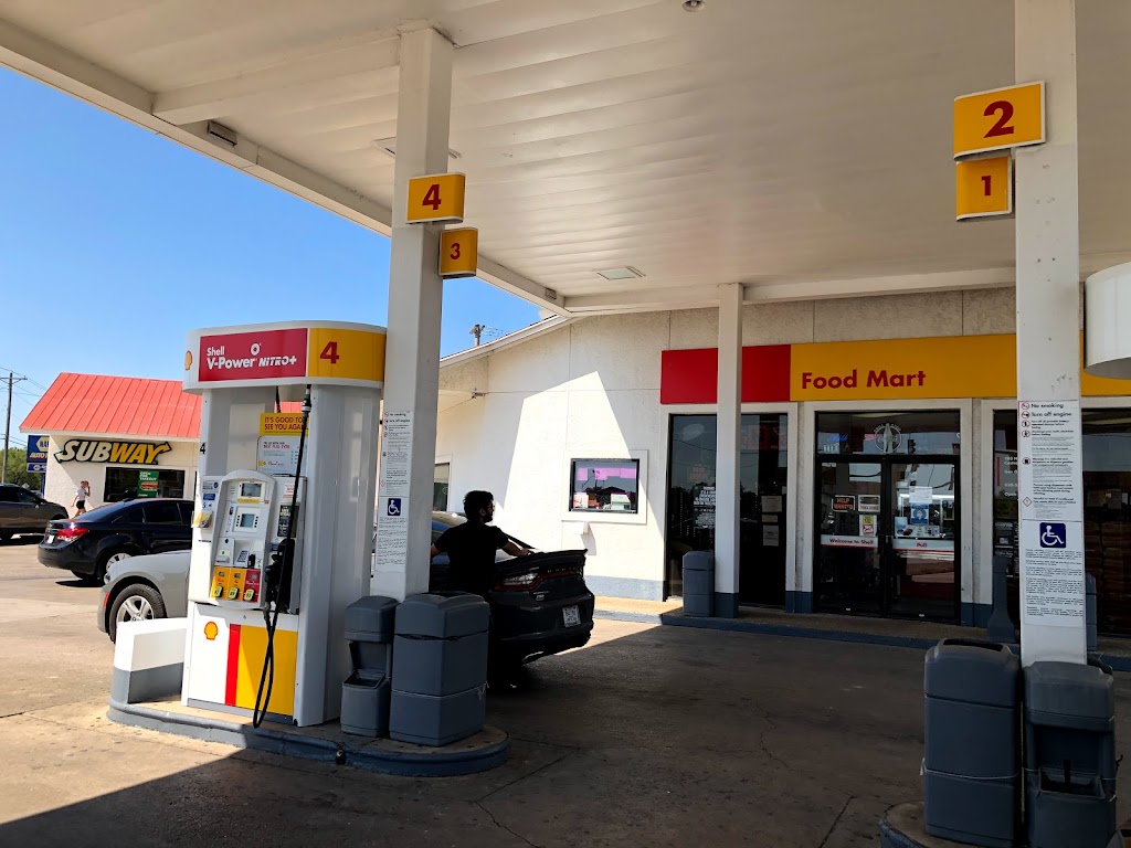 Shell | 203 US-90 East, Castroville, TX 78009, USA | Phone: (830) 538-3871