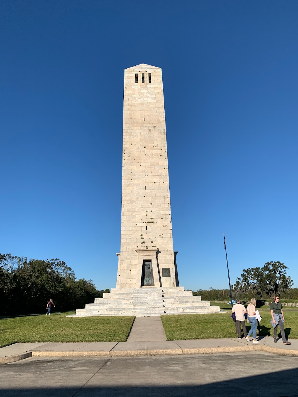 Chalmette Battlefield and National Cemetery Visitor Center | 1 Battlefield Rd, Chalmette, LA 70043, USA | Phone: (504) 281-0510