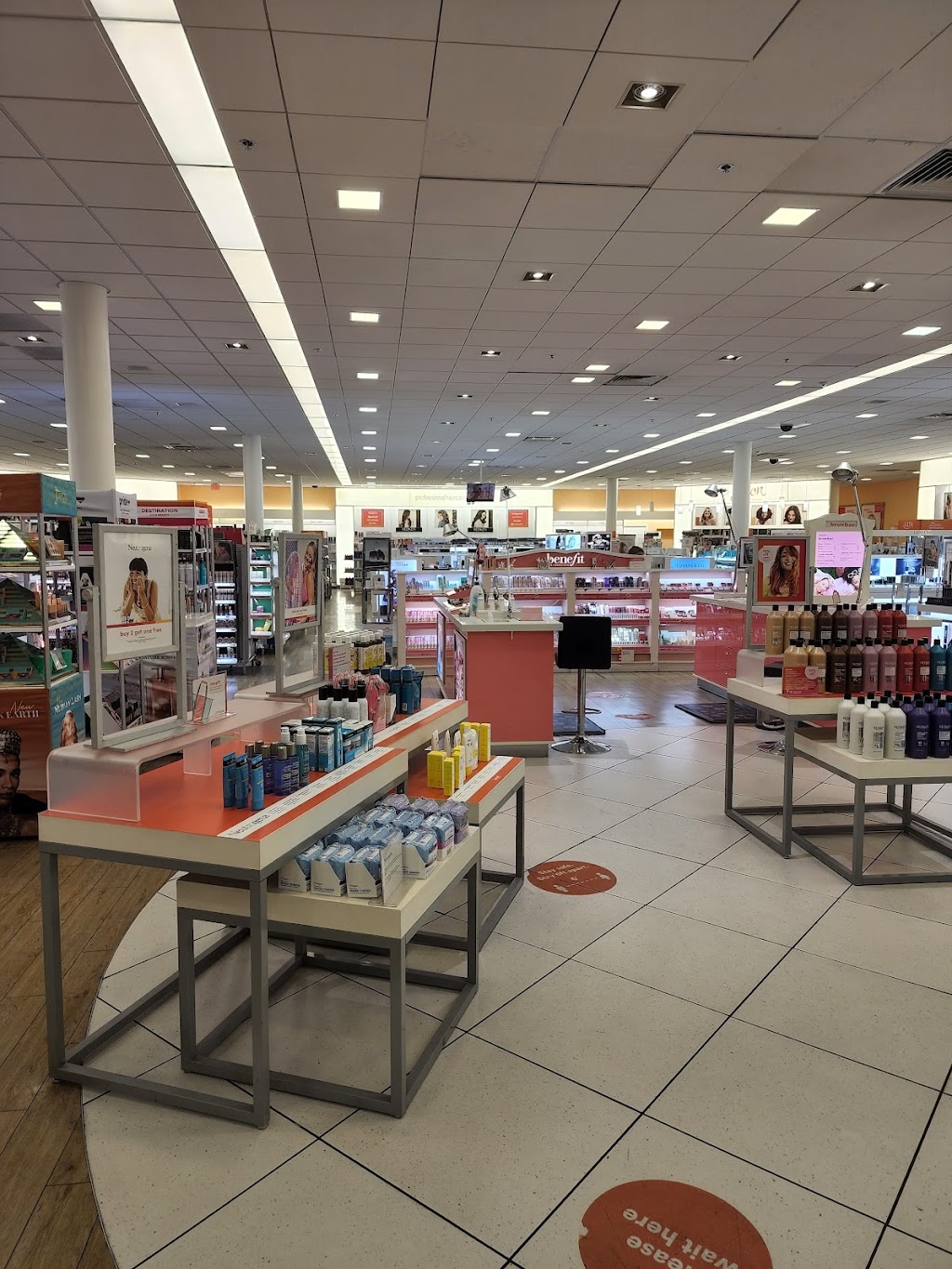 Ulta Beauty | 2501 W Happy Valley Rd #38, Phoenix, AZ 85085, USA | Phone: (623) 581-6766