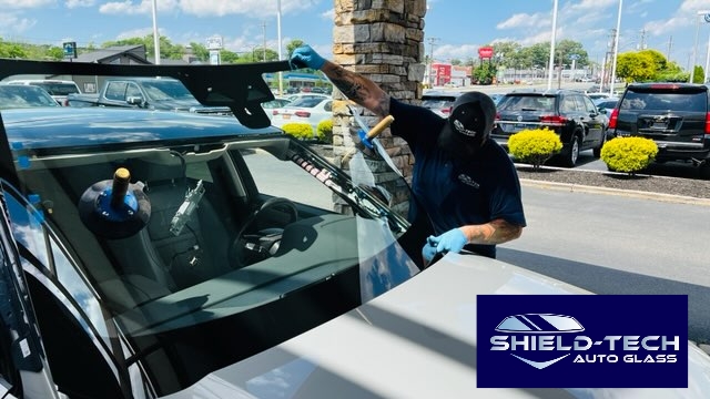 Shield-Tech Auto Glass | 3302 Faulkland Rd, Wilmington, DE 19808, USA | Phone: (302) 551-0146