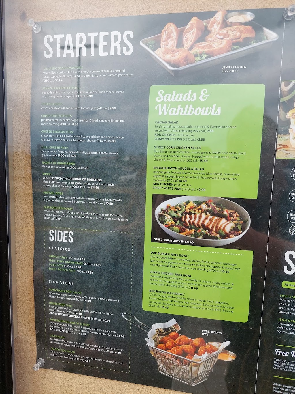 Wahlburgers @ Hy-Vee | 7180 10th St N, Oakdale, MN 55128, USA | Phone: (651) 714-3172