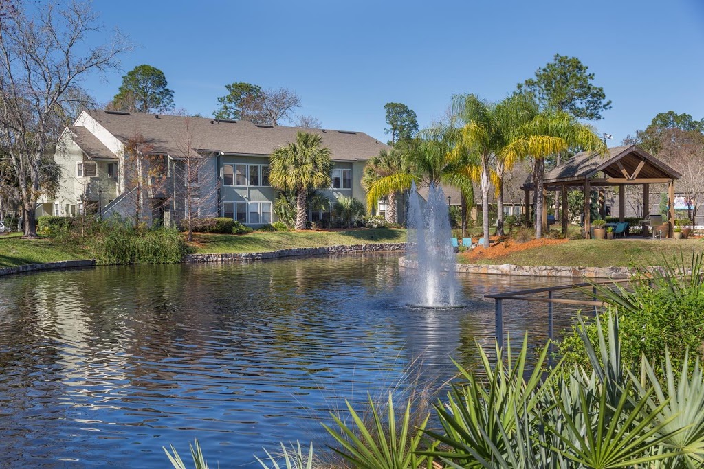 Creekfront at Deerwood | 9803 Creekfront Rd, Jacksonville, FL 32256, USA | Phone: (904) 638-8824