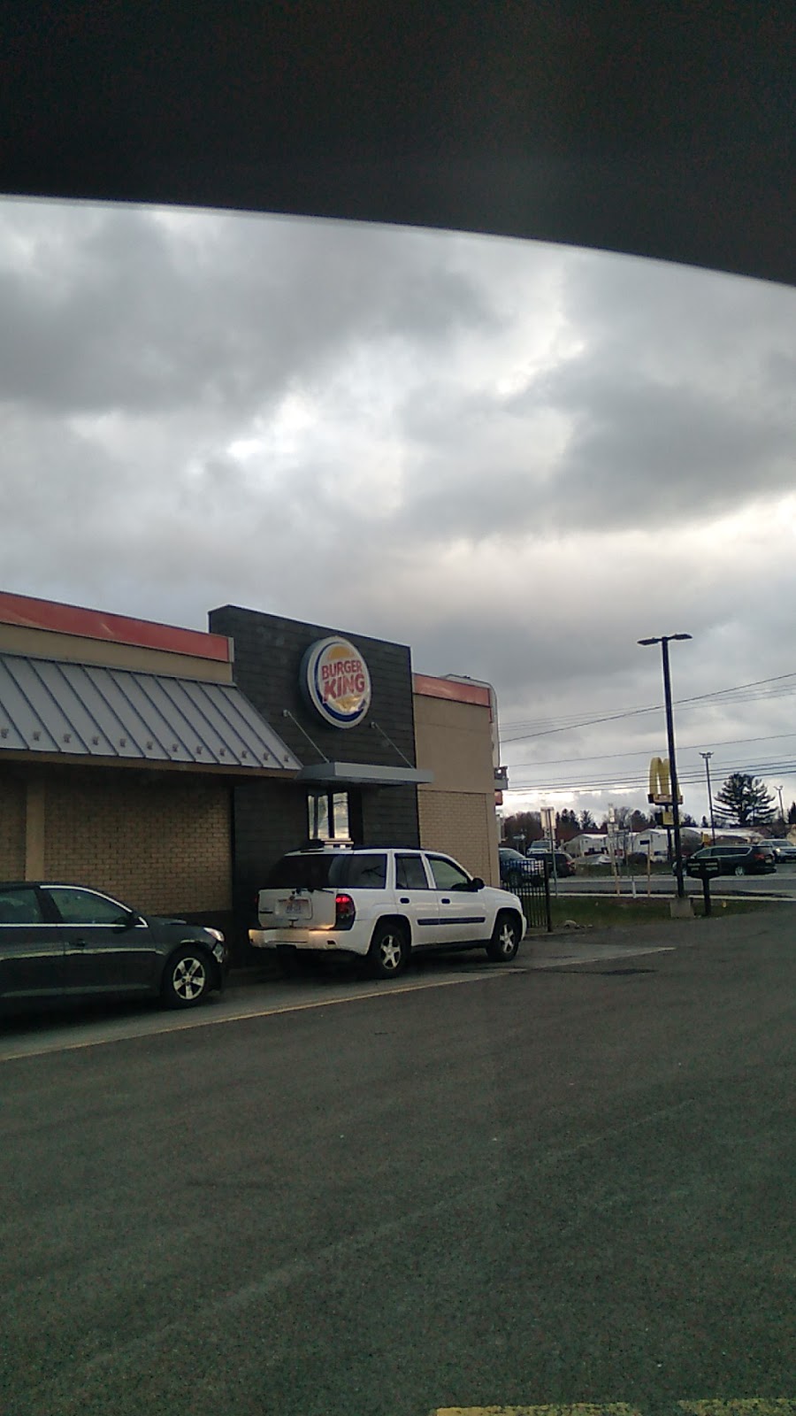 Burger King | 10366 Bennett Rd, Fredonia, NY 14063, USA | Phone: (716) 672-2100