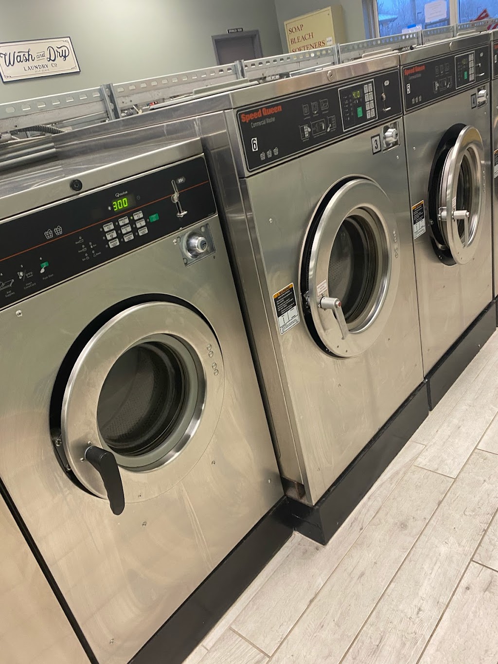 Orono Coin Laundry | 2160 Wayzata Blvd, Long Lake, MN 55356 | Phone: (952) 476-6789