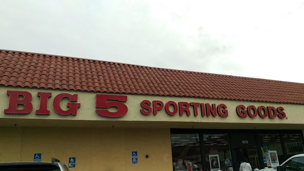 Big 5 Sporting Goods | 1573 W Redlands Blvd, Redlands, CA 92373, USA | Phone: (909) 335-5950