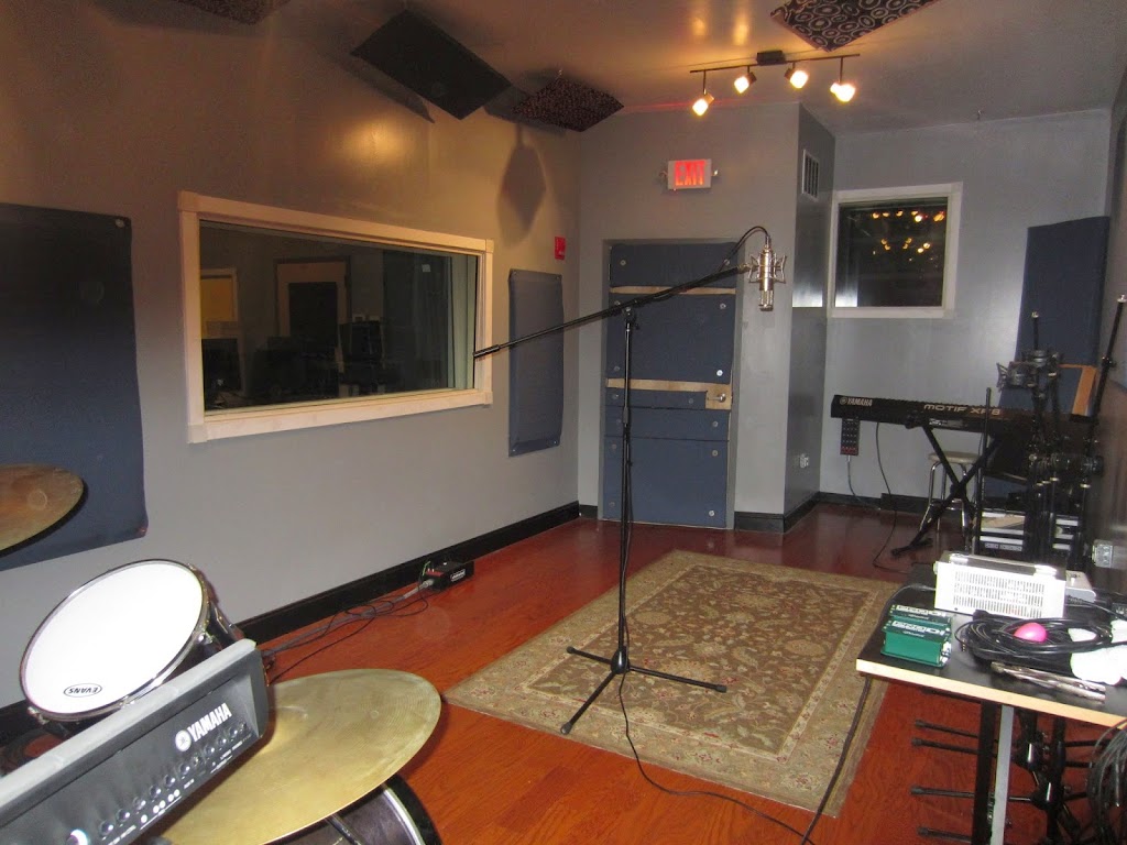 Frequency Recording Studio | 7 Intervale St 2nd Floor, White Plains, NY 10606, USA | Phone: (914) 318-8283