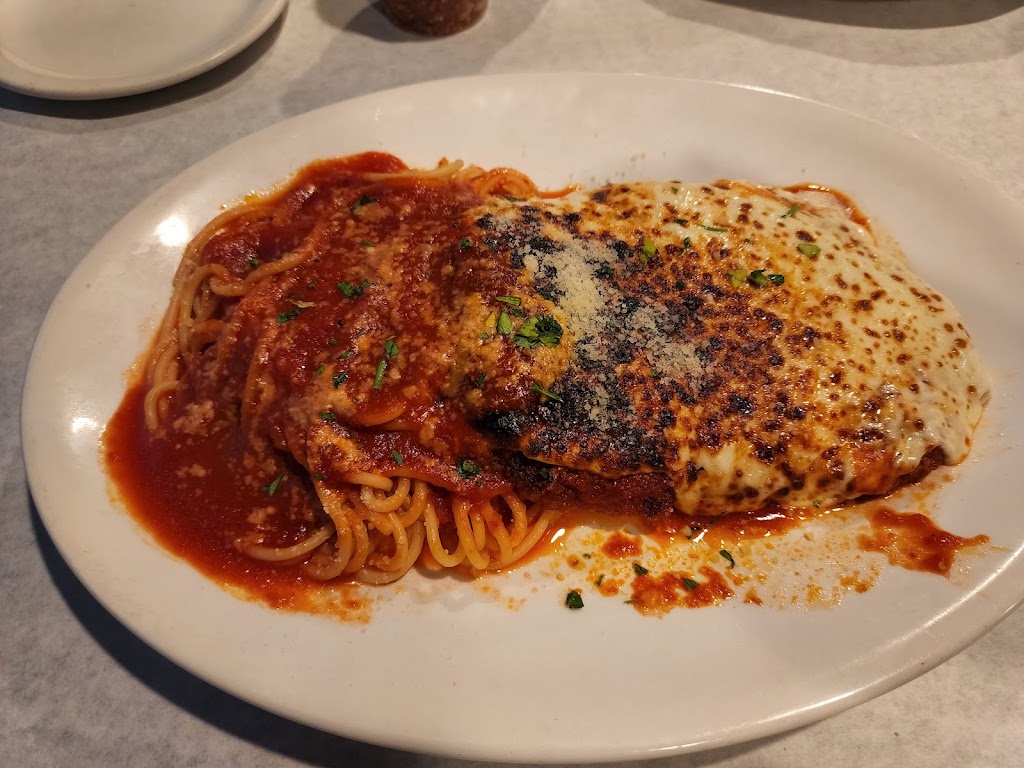 Bobby Js Italian American Grille | 204 Como Park Blvd, Buffalo, NY 14227 | Phone: (716) 395-3207