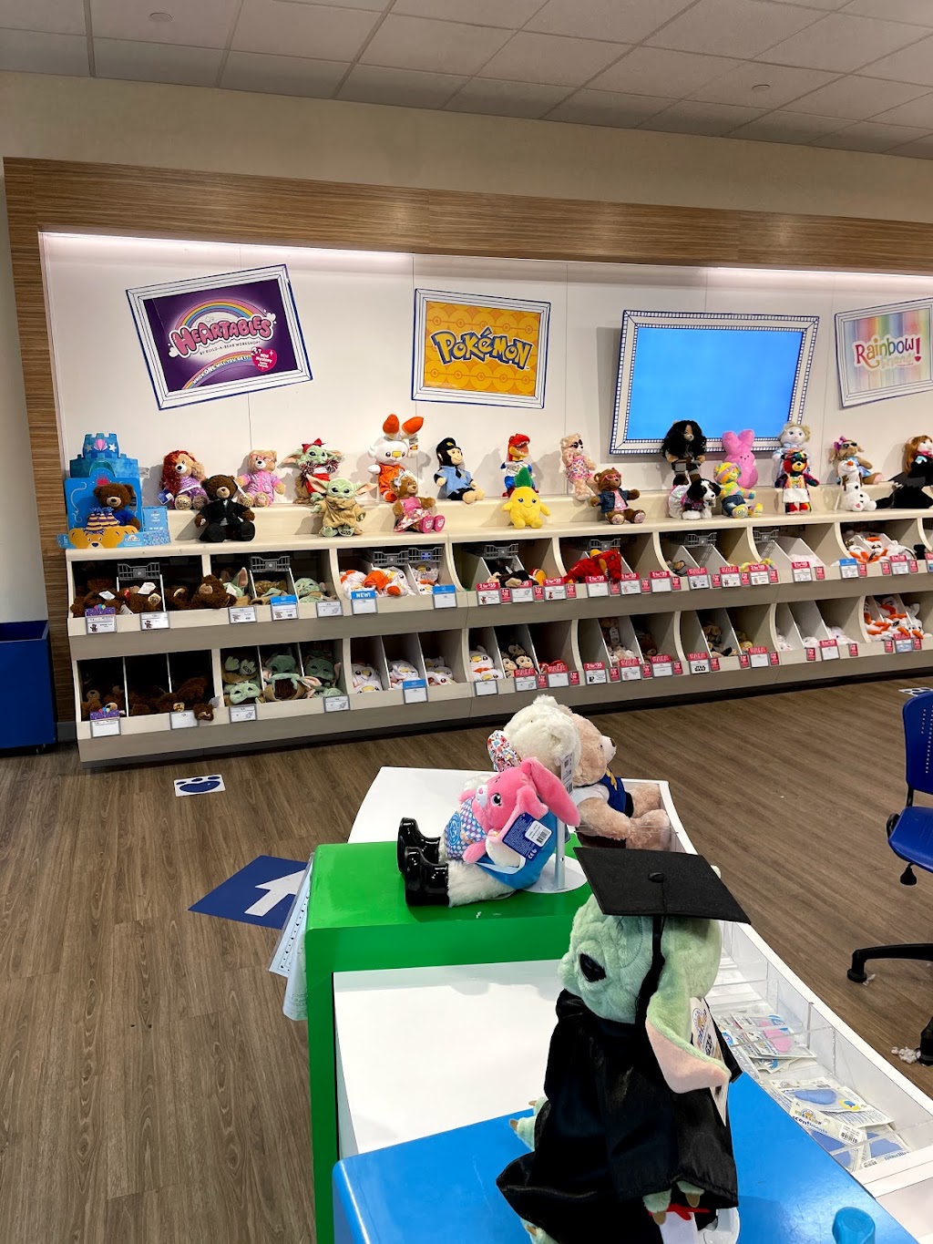 Build-A-Bear Workshop | 1 Crossgates Mall Rd Space C-211, Albany, NY 12203, USA | Phone: (518) 464-2853